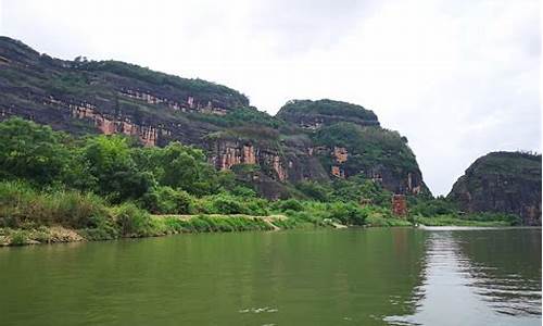 江西鹰潭龙虎山旅游攻略_江西鹰潭龙虎山门票价格