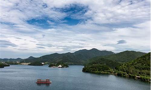 九龙湖景区驾皮艇大鱼_九龙湖皮划艇